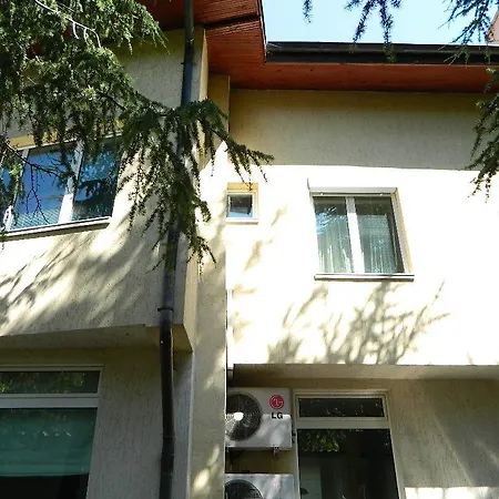 Vila Denica