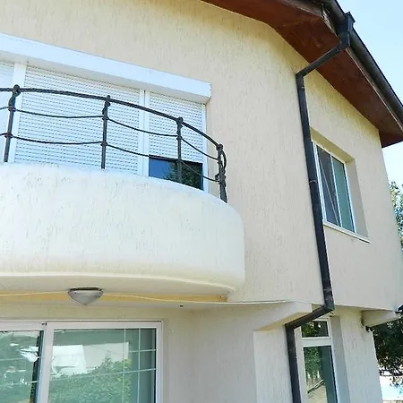 Holiday home Vila Denica *